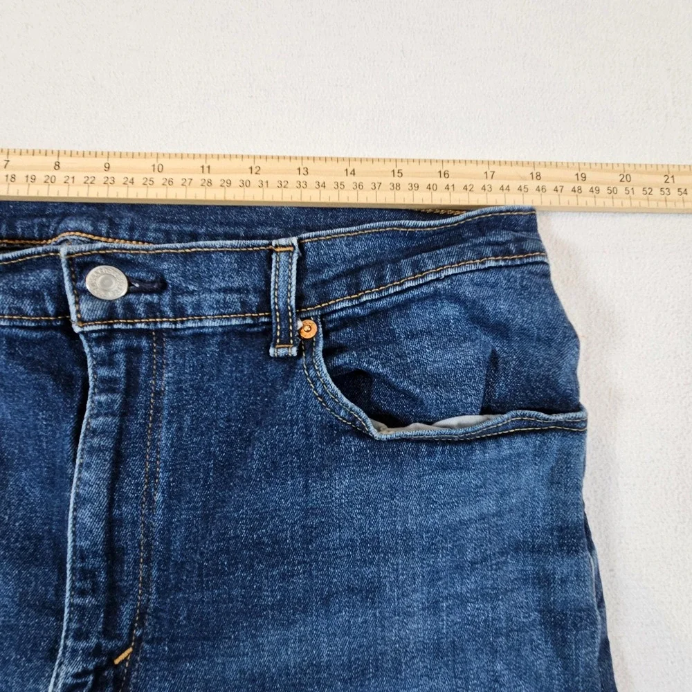 Levi's 505 Regular Fit Jeans Mens 38x32 Dark Wash Blue Straight Leg Denim